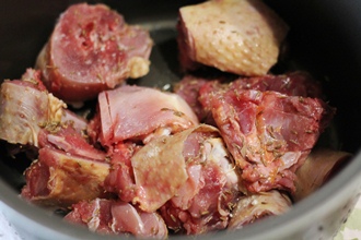 Тушеная курица в мультиварке