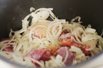 Тушеная курица в мультиварке
