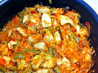 Картофельное рагу в мультиварке