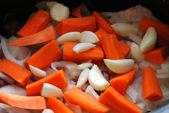 Мясное рагу с говядиной в мультиварке