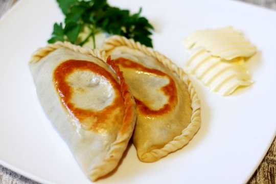 Караимские пирожки в мультиварке