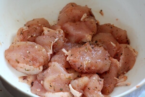 Тушеная курица с сыром в мультиварке