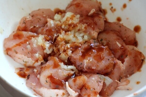 Тушеная курица с сыром в мультиварке